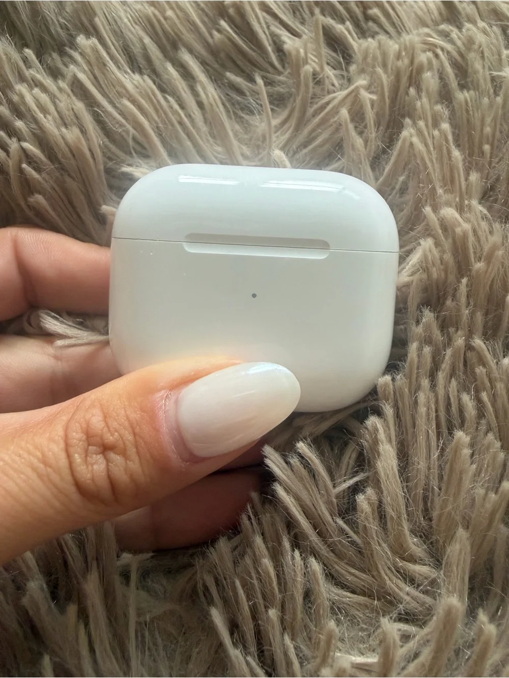 Apple both airpods